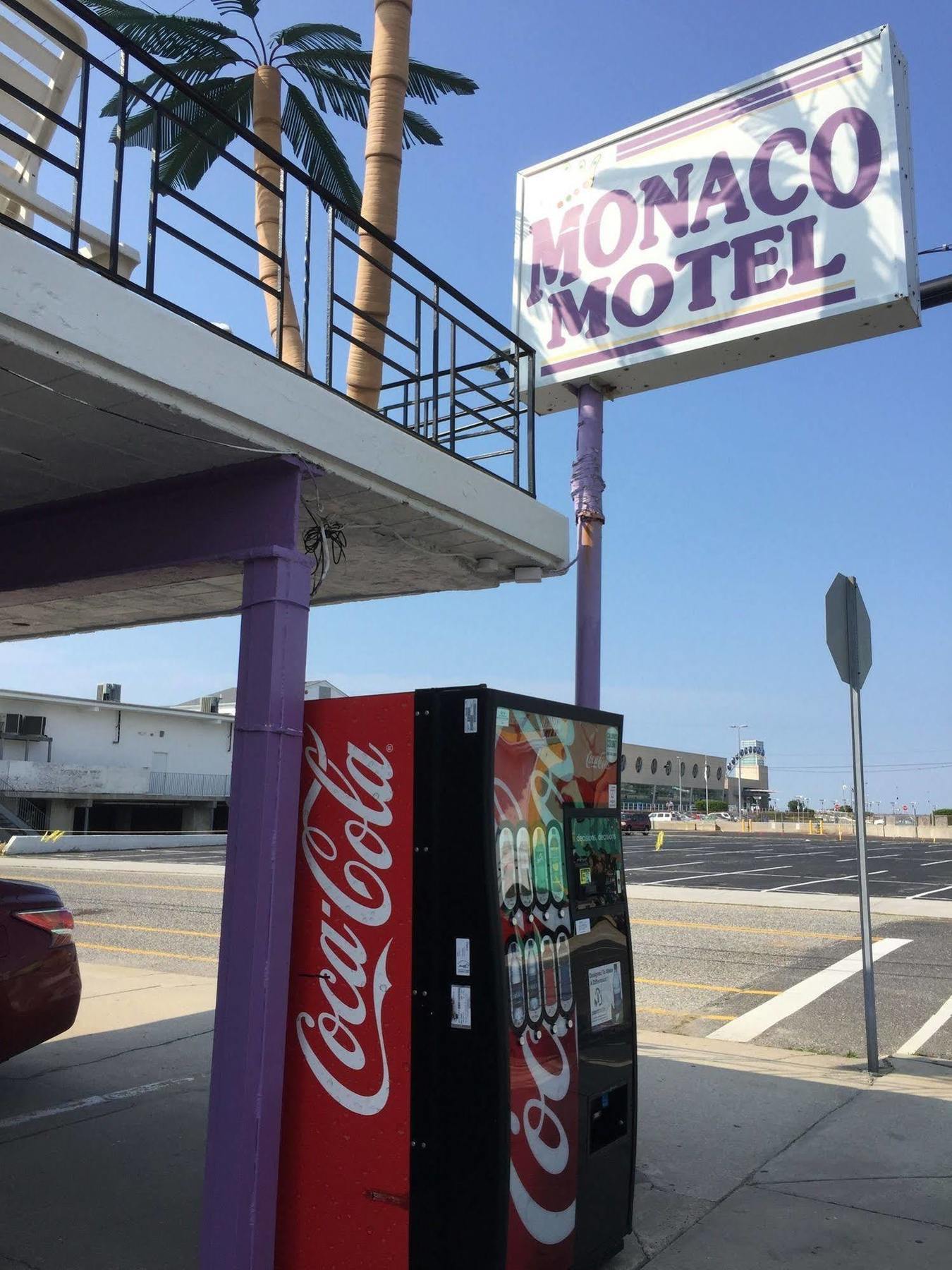 Motel Monaco - & Boardwalk